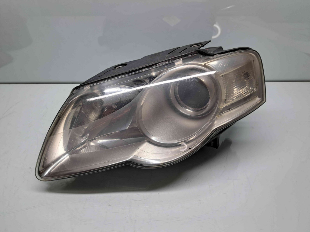 Far stanga Volkswagen Passat B6 (3C2) [Fabr 2005-2010] 3C0941005Q