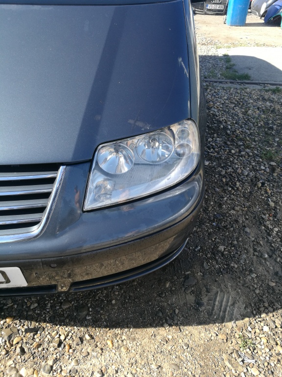 Far stanga VW Sharan
