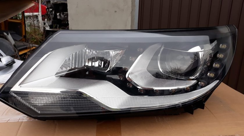 Far stanga VW Tiguan facelift cod 5n1941033