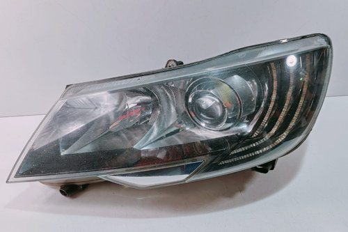 Far Stanga xenon + led 3T2941015H Skoda Superb 2 [facelift] [2013 - 2015]