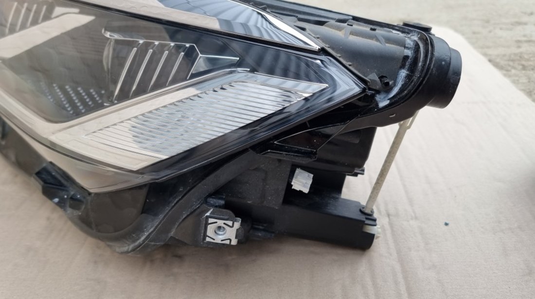 Far stanga Xenon LED Vw Touareg CR 2018 2019 2020 2021