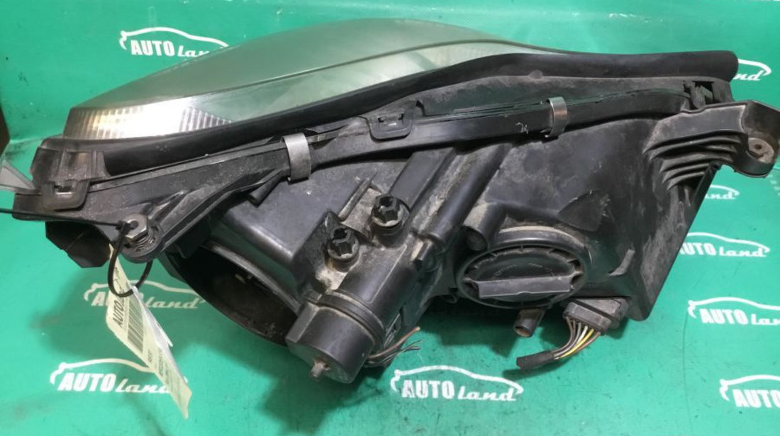 Far Stanga Xenon, O Ureche Fisurata Mercedes-Benz CLS C219 2004-2010