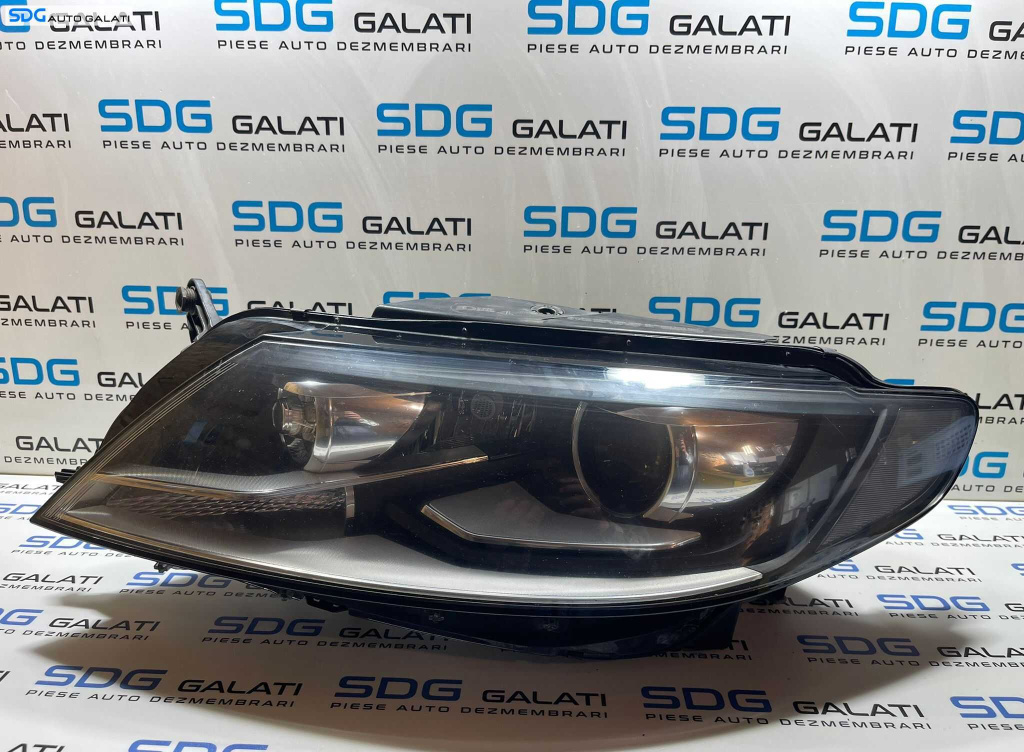 Far Stanga Xenon Volkswagen CC 2012 - 2017 Cod 3C8941031H [B3080]