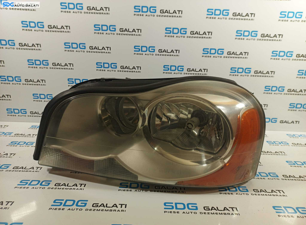 Far Stanga Xenon Volvo XC90 2002 - 2014 Cod 30698813 [L1912]