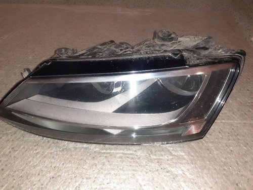 Far stg VW Jetta model 2011-2018 cod 5C7941005A