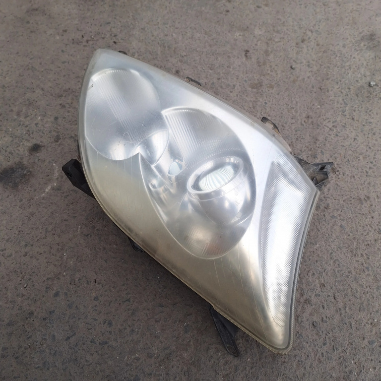 Far Toyota Avensis (T25) 2003-2008 Stanga 175E138425, E138425, 9922680008, 1011020675