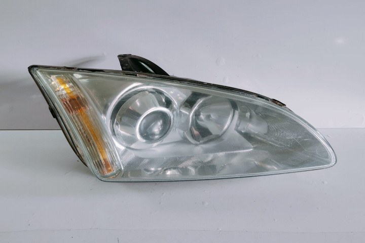 Far Xenon complet, cu droser dreapta Ford Focus 2 [2004 - 2008]