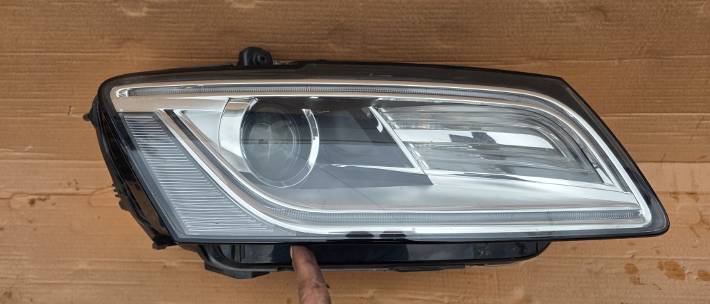Far Xenon dreapta AUDI Q5 8R Facelift 2013 2014 2015 2016