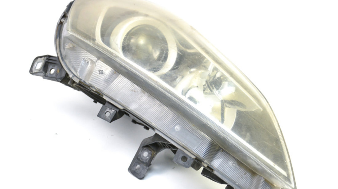 Far Xenon,dreapta,volan Pe Stanga LHD Lancia DELTA 3 (844) 2008 - 2014 51824828, 46080748, 46085748