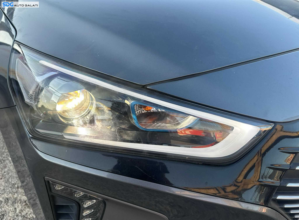 Far Xenon HID Dreapta Hyundai Ioniq 2016 - 2019 [K6470]