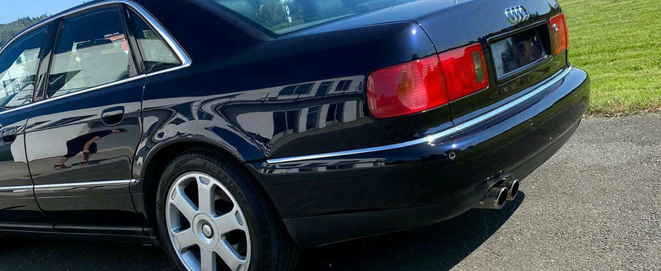 Fara cele doua evacuari ar fi fost sleeper-ul perfect. Sedanul din 2001 are motor V8 de 600 CP Fara cele doua evacuari ar fi fost sleeper-ul perfect. Sedanul din 2001 are motor V8 de 600 CP