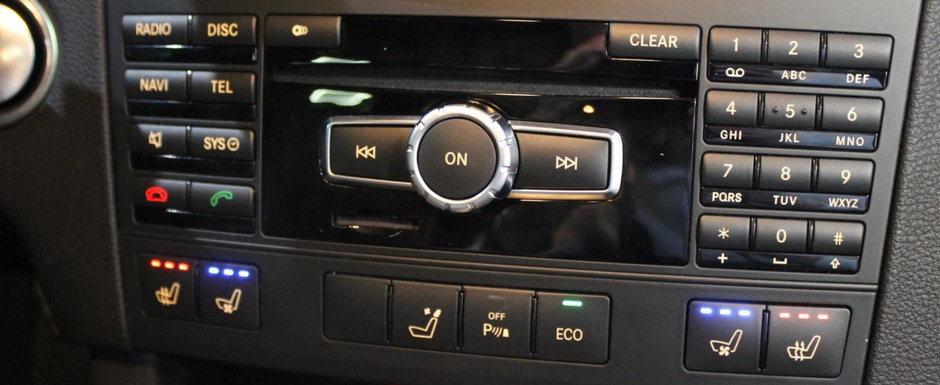 Fara cele patru evacuari ar fi fost sleeper-ul perfect. Break-ul din 2012 are motor Brabus de 500 de cai si atinge 300 de km/h in linie dreapta Fara cele patru evacuari ar fi fost sleeper-ul perfect. Break-ul din 2012 are motor Brabus de 500 de cai si atinge 300 de km/h in linie dreapta