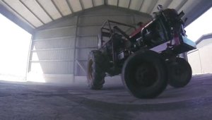 Farmkhana: adica Gymkhana cu... tractorul