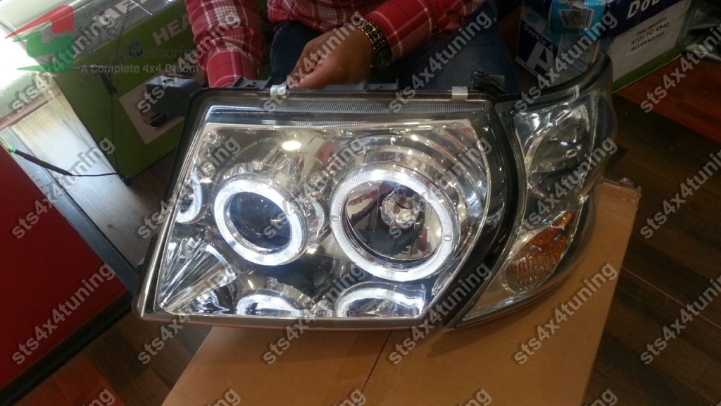 FARURI ANGEL EYE NISSAN PATROL Y61 1998-2004 CU LUPA+SEMNALIZARE FAR CR