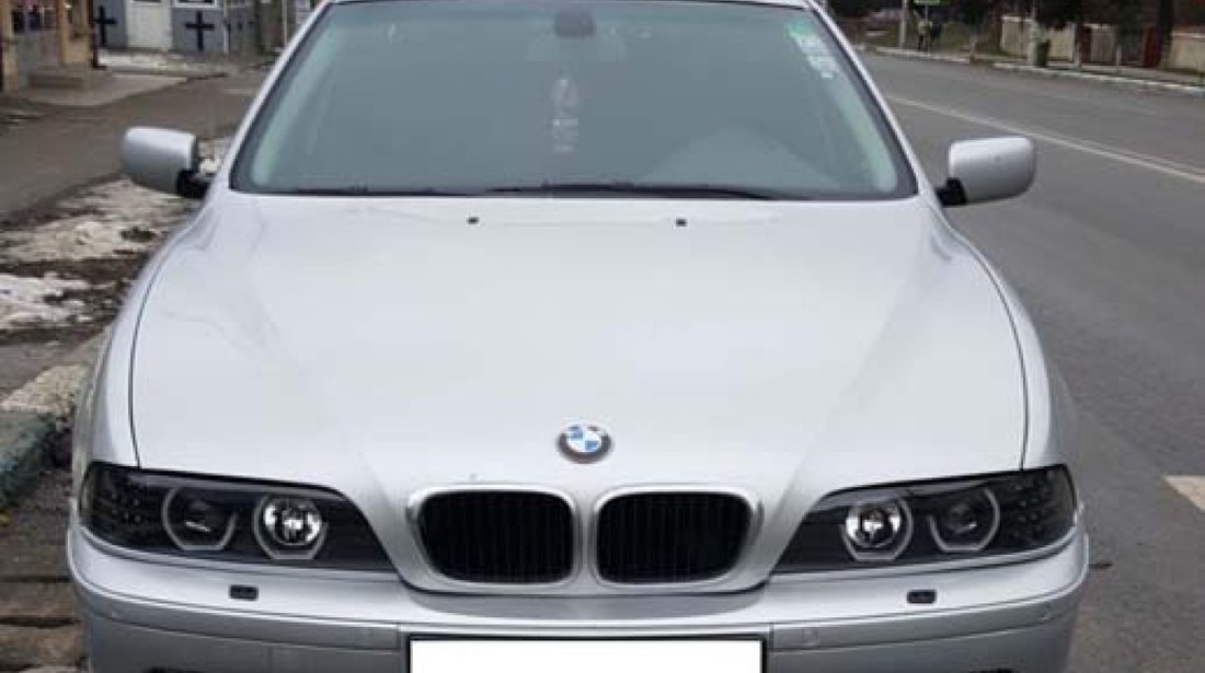 Faruri Angel Eyes 3D LED compatibile cu BMW Seria 5 E39