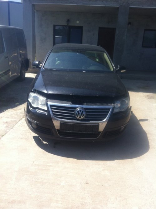 Faruri bixenon adaptive complete vw passat b6