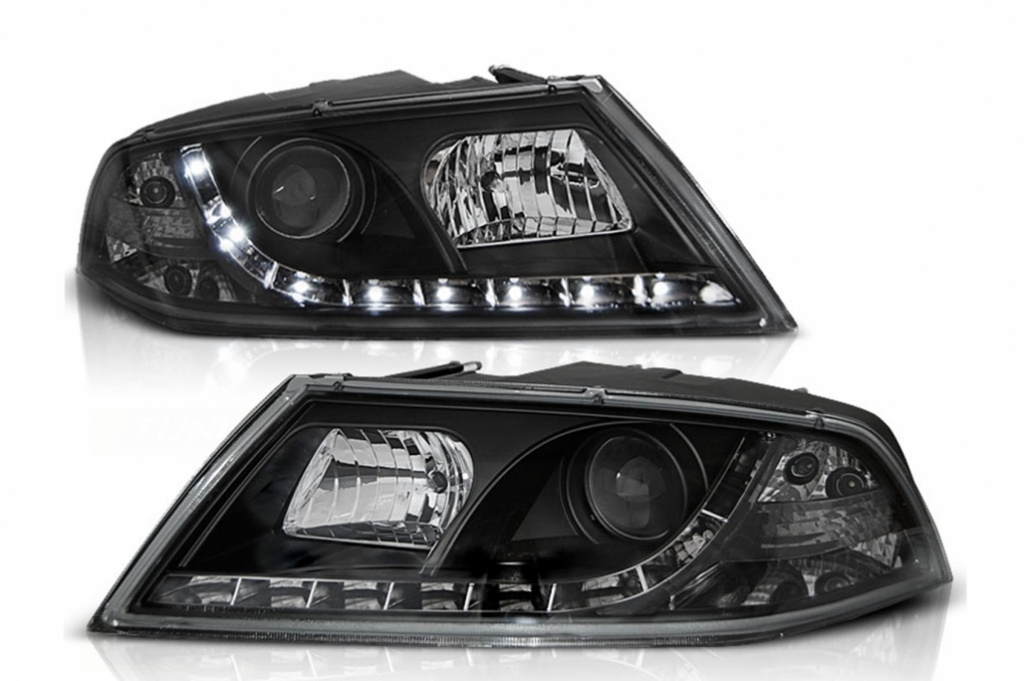 Faruri cu xenon compatibil cu Skoda Octavia II (03.2004-2008) Negru HLSKOC2D1SB