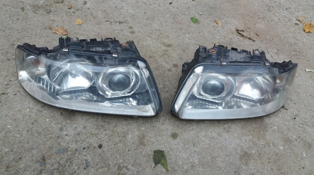 Faruri,Far Audi A3 8L cu Lupa Originale Hella