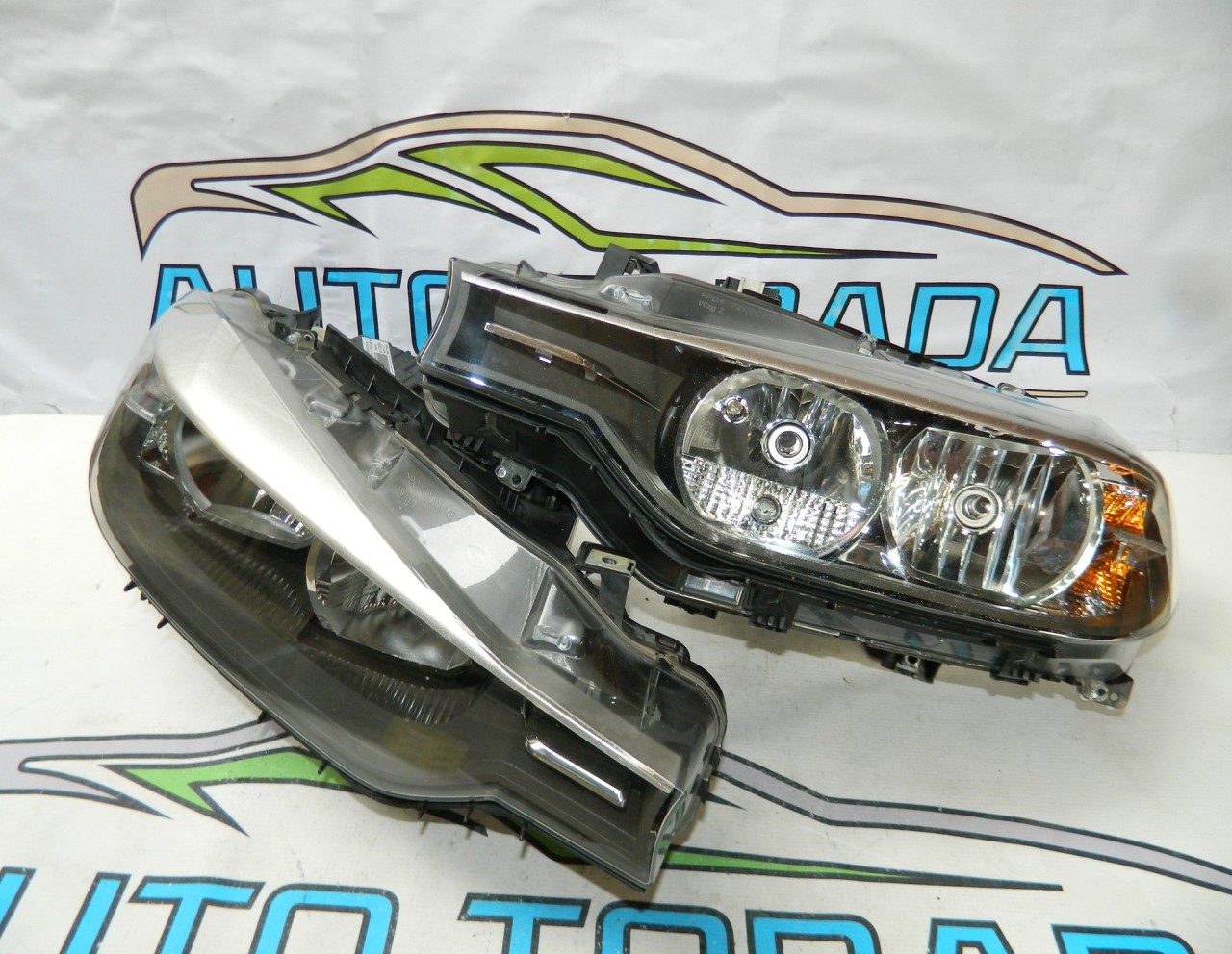 Faruri,Far stanga dreapta original BMW seria 3 F30,F31 cod 6311-7359524 , 6311-7359523
