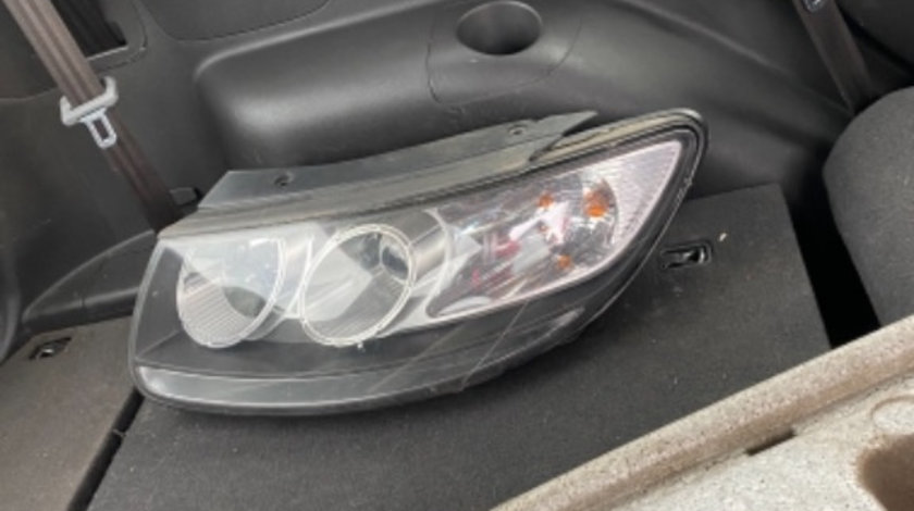 Faruri hyundai santa fe 2011