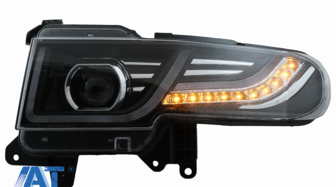 Faruri LED cu Semnal Dinamic si Grila Centrala compatibile cu Toyota FJ Cruiser XJ10 (2007-2015)