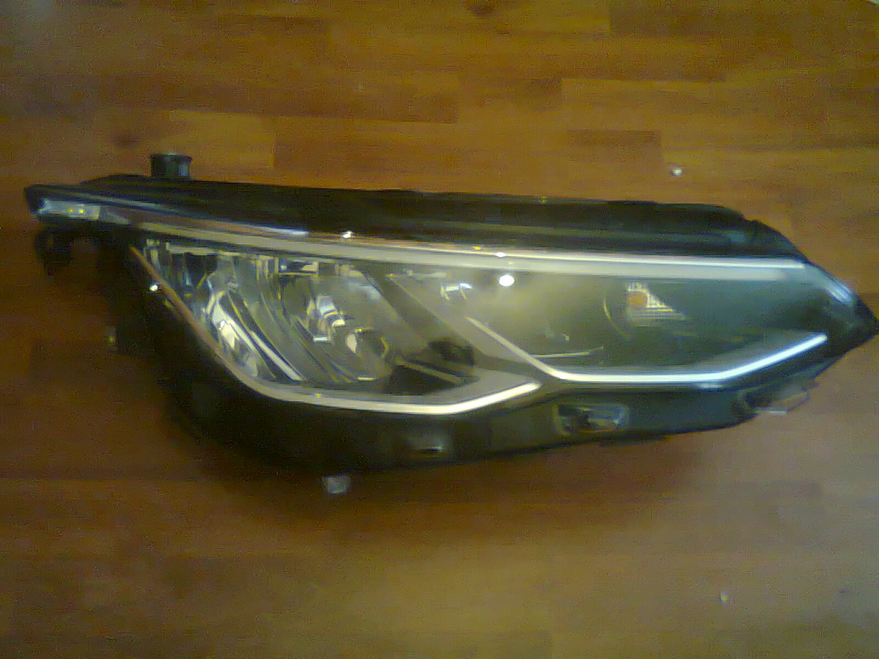 faruri LED VW Golf 8 (2019-) 5H1 941 005 - 5H1 941 006