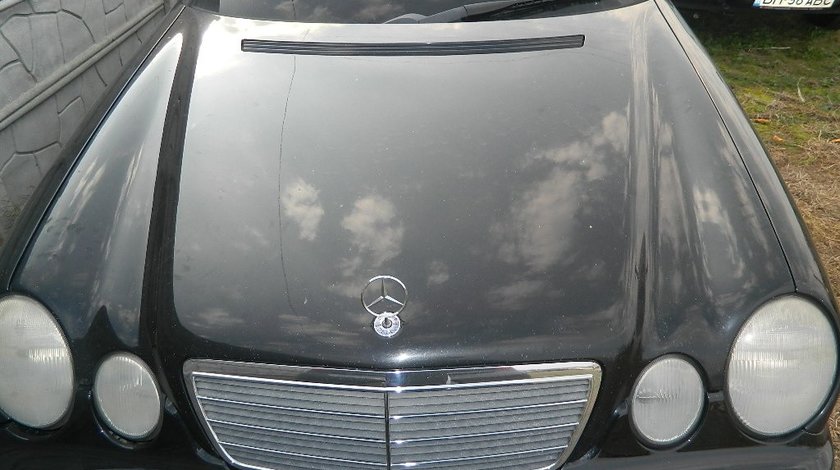 Faruri Mercedes E-Class W210 3.2Cdi combi model 2000