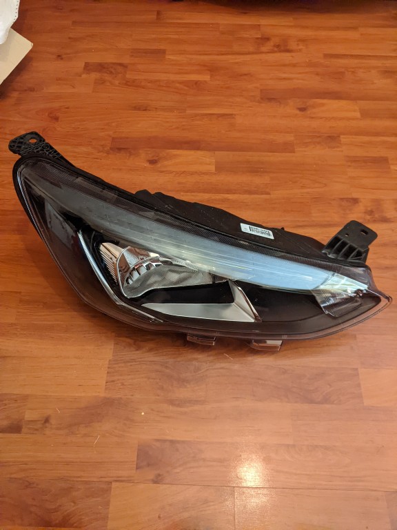 faruri originale LED+halogen Ford Focus 