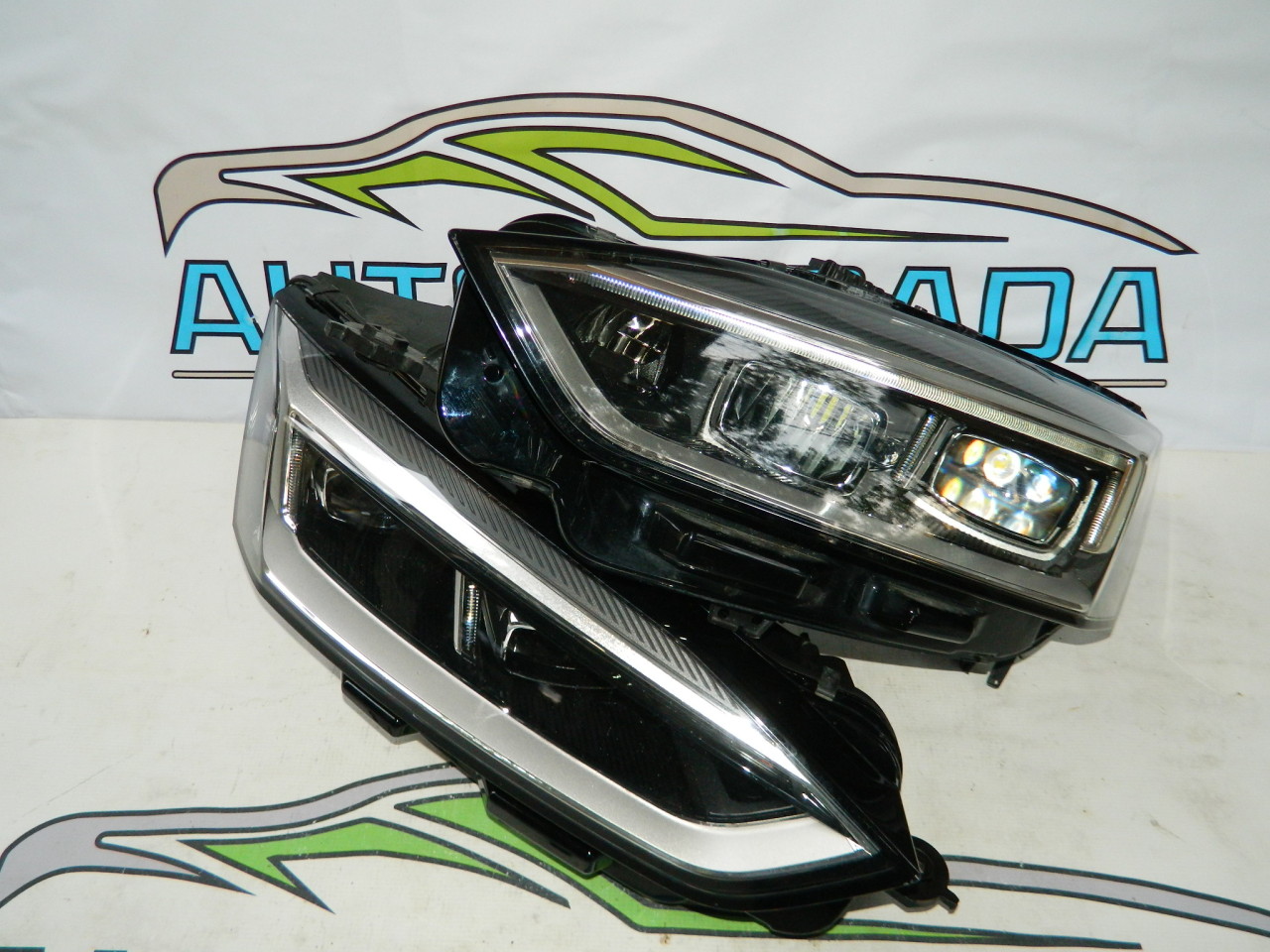 Faruri stanga dreapta Full Led Audi A5 model 2017-2020 cod 8W6941033,8W6941034