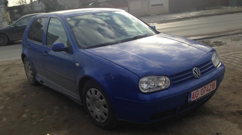 Faruri volkswagen golf 4 2000