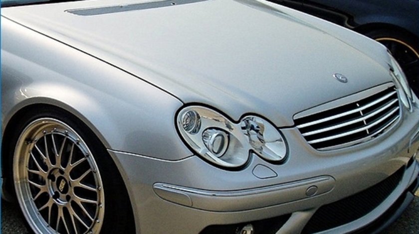 Faruri W203 c-klasse Mercedes model AMG