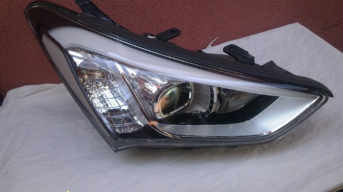 Faruri xenon hyundai santa fe 2013 2014