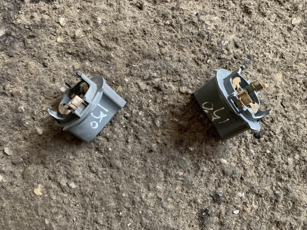 Fasung bec faza scurta Volkswagen VW Jetta 5 [2005 - 2011] Sedan 4-usi 2.0 TDI MT (140 hp) (1K2)