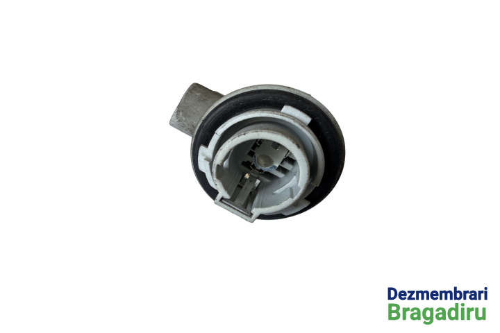 Fasung bec semnalizare fata dreapta Renault Laguna 2 [2001 - 2005] Grandtour wagon 1.9 DCi MT (120 hp) Cod motor F9Q-C7-50