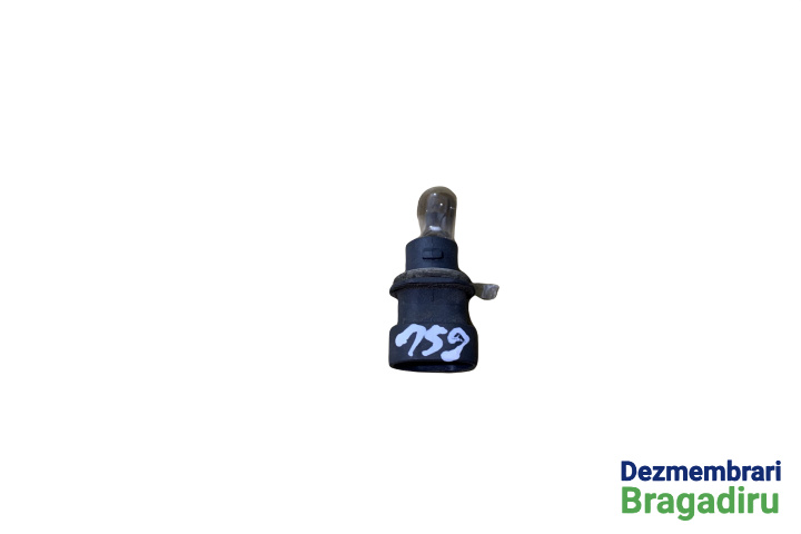 Fasung lampa numar dreapta Alfa Romeo 145 930 [1994 - 1999] Hatchback 1.4 MT (103 hp) Twin Spark 16V