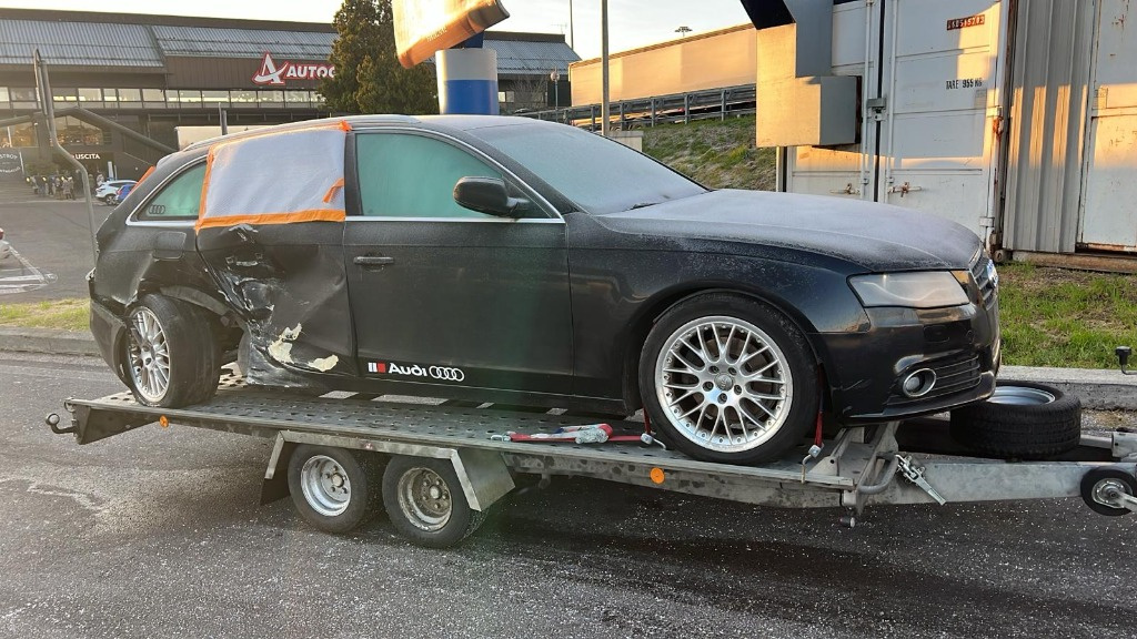 Fata completa Audi A4 (8K) B8 2.0 TDI automat CAG