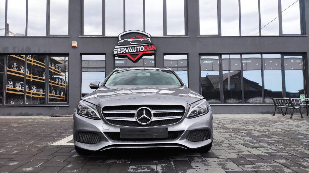 Fata completa Mercedes-Benz C-Class (2015->) [W205] 1.6 Motorina 2016, BARA FATA COMPLETA,CAPOTA ,ARIPA STANGA,ARIPA DREAPTA,FARURI,TRAGER COMPLET CU RADIATOARE SI ELECTROVENTILATOARE ,ARMATURA BARA FATA, FARURI