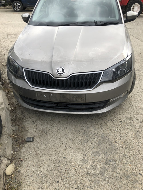 Fata completa Skoda Fabia 3 1.4 Motorina 2015, DEFECT ARIPA DREAPTA