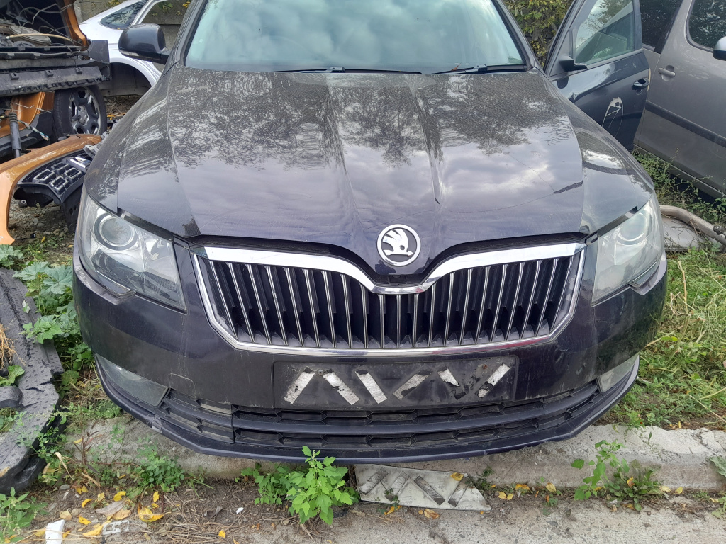 Fata completa Skoda Superb 2 1.6 Motorina 2014