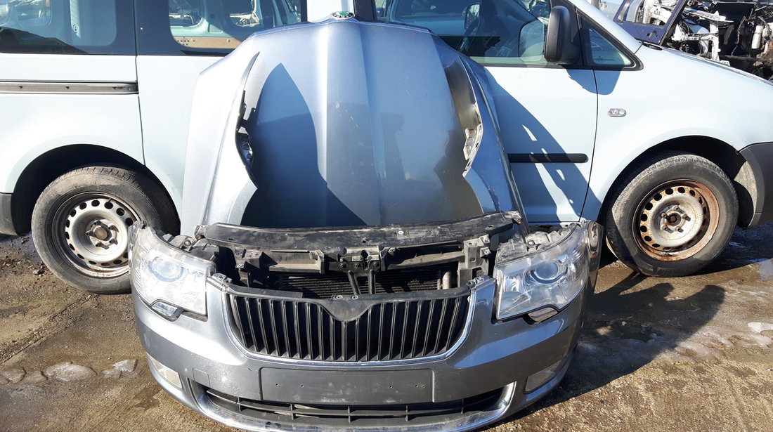 Fata completa Skoda Superb 2