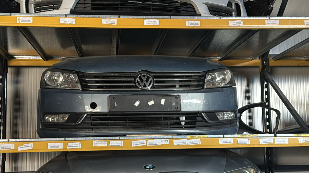 Fata completa Volkswagen Passat B7 (2010-2014) 2.0 Motorina 2012, FATA COMPLETA:CAPOTA,FARURI,ARIPA STANGA,BARA FATA,TRAGER ,RADIATOARE,ELECTROVENTILATOARE