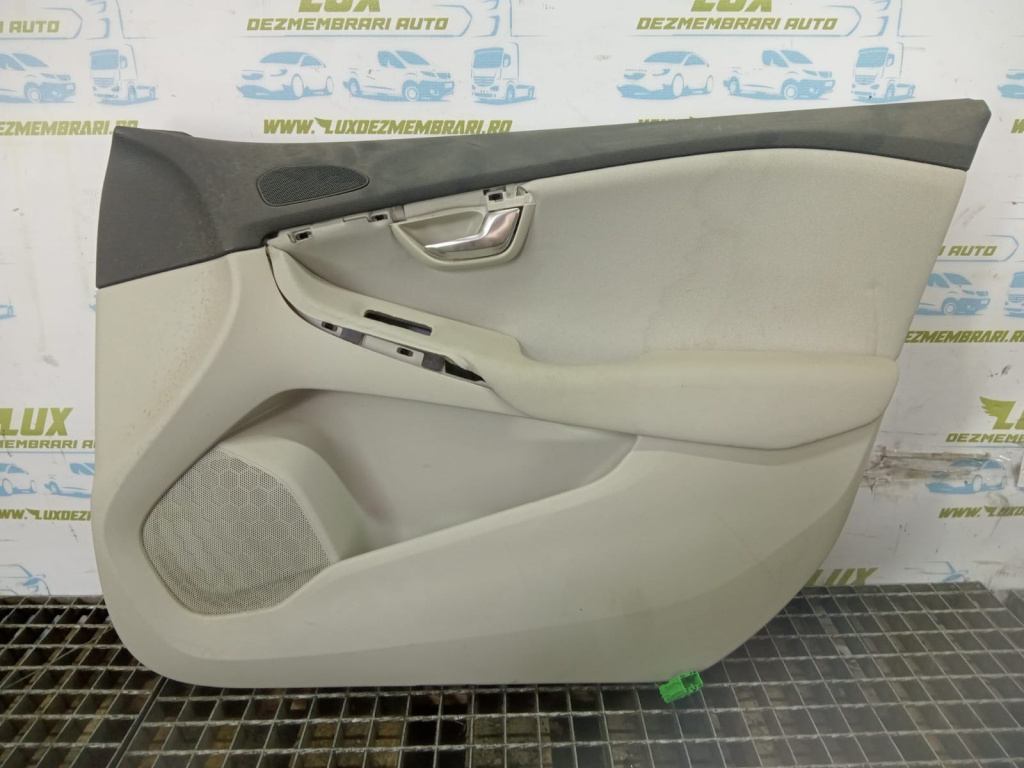 Fata de portiera dreapta fata 1319933 Volvo V40 2 [facelift] [2016 - 2020] 2.0 d2 D4204T8
