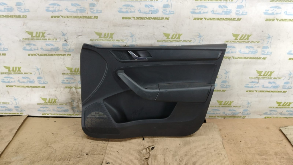 Fata de usa dreapta fata Skoda Rapid [2012 - 2017] 1.6 CXMA