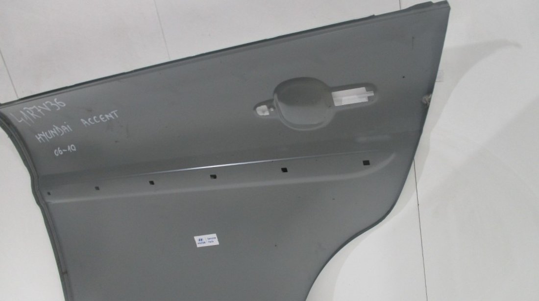 Fata de usa exterioara Hyundai Accent dreapta spate an 2006-2010 cod 77121-1E010