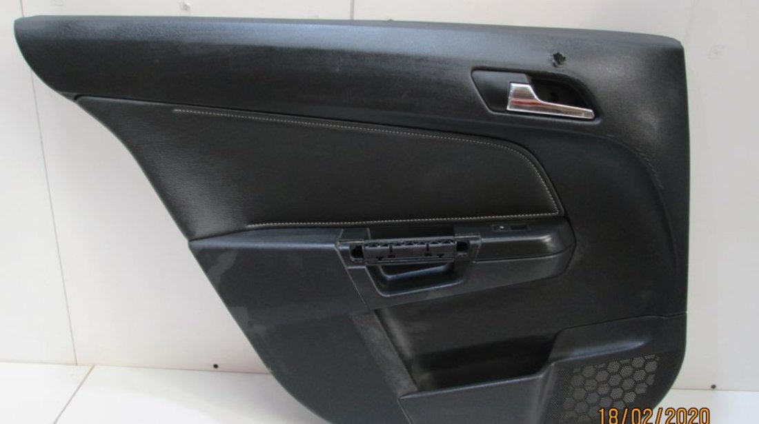 Fata de usa interioara stanga spate Opel Astra H an 2004-2005-2006-2007-2008-2009-2010