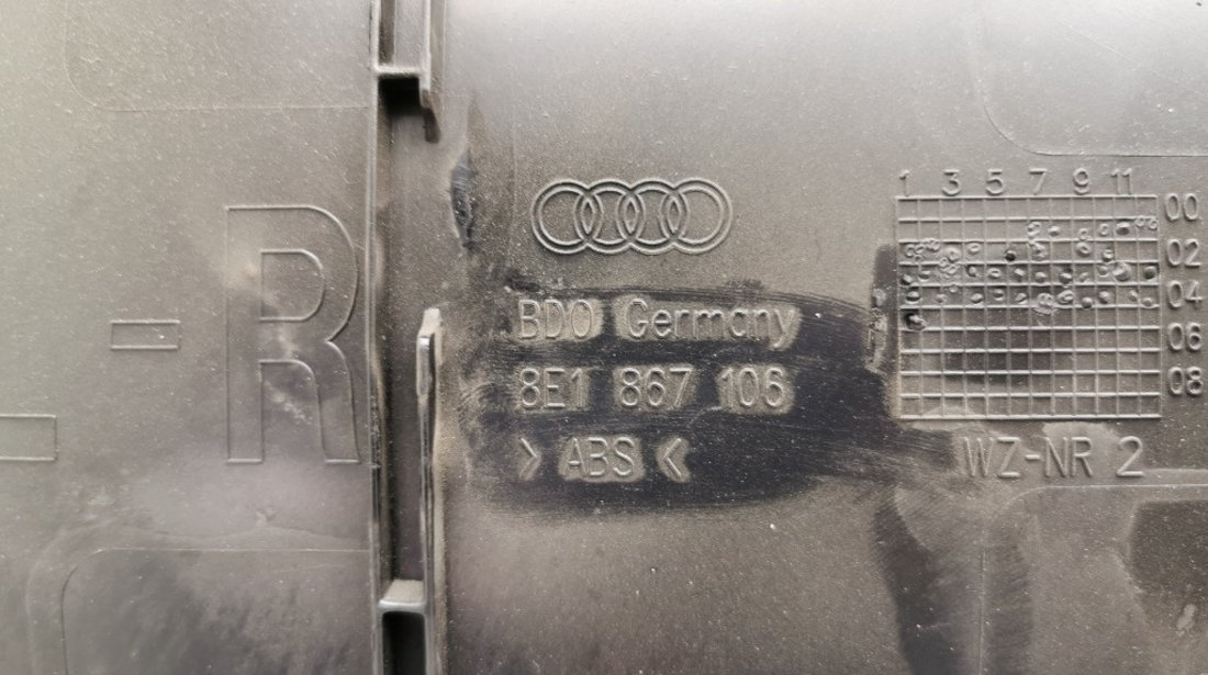 Fata de usa Originala dreapta fata Audi A4 B7