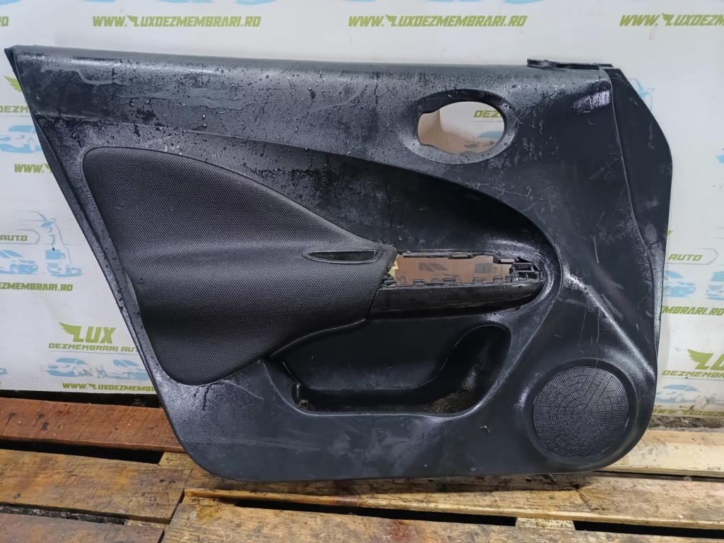 Fata de usa stanga fata 809111kb0a Nissan Juke YF15 [2010 - 2014]