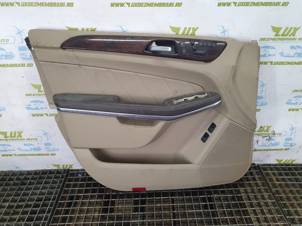 Fata de usa stanga fata Mercedes-Benz GL-Class X166 [2012 - 2015] 4.7 benzina OM 278 927