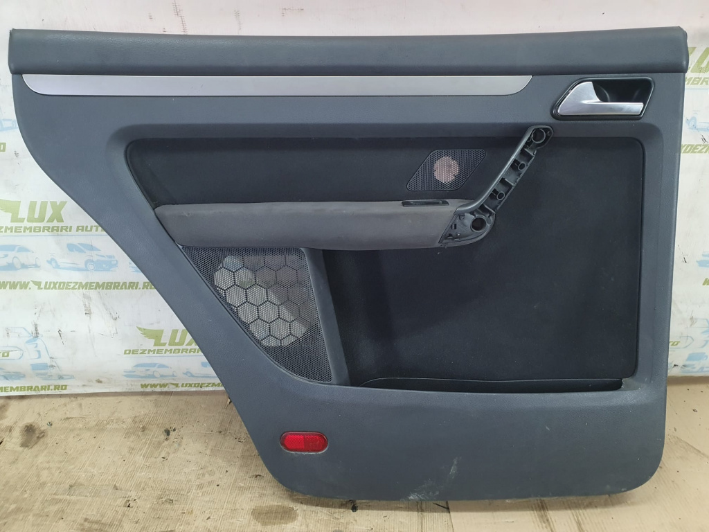 Fata de usa stanga spate Volkswagen VW Touran [facelift] [2006 - 2010] 1.9 tdi BLS