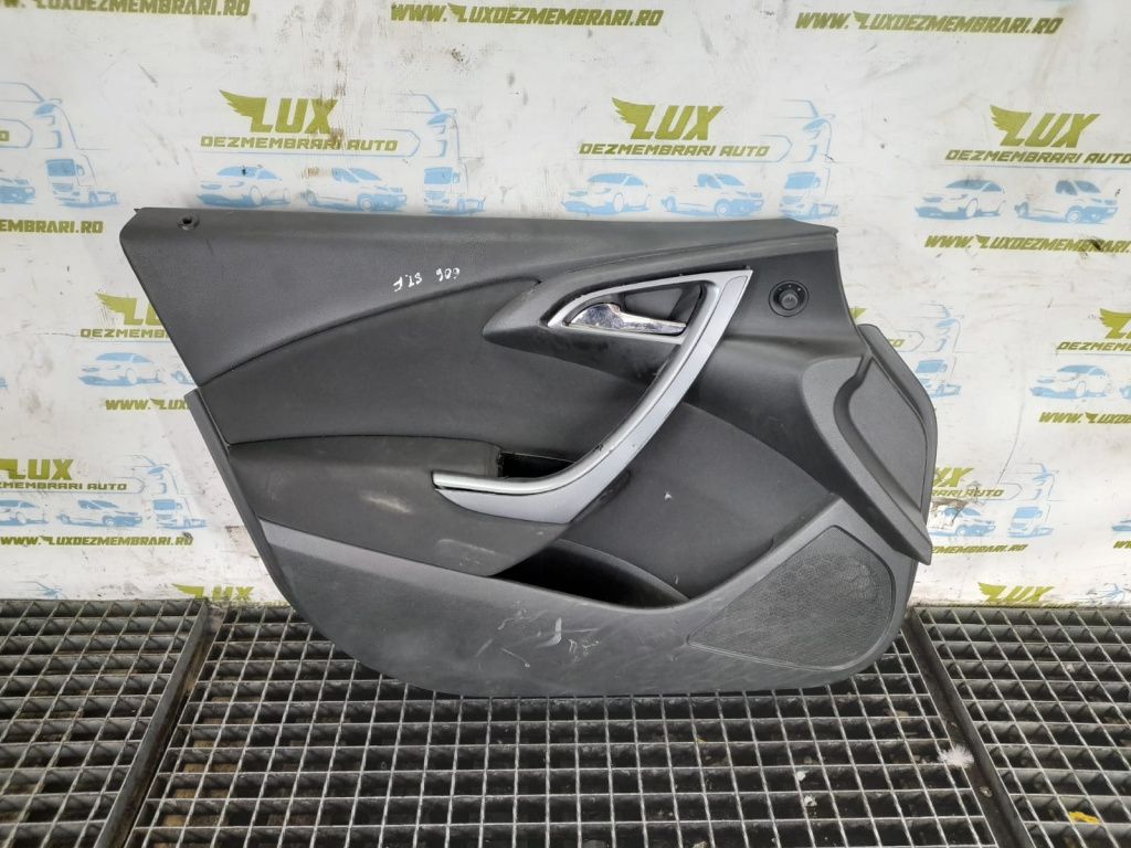 Fata Portiera stânga față Opel Astra J [facelift] [2012 - 2018] 1.7 cdti A17DTS